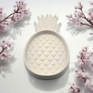 Beige Pineapple thumbnail