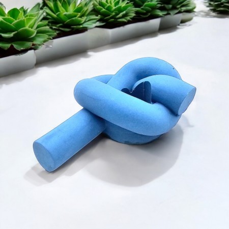Blueberry Knot