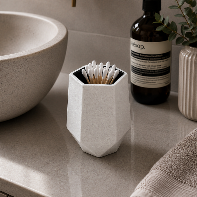 Essential Mini - Håndlaget q-tipsholder